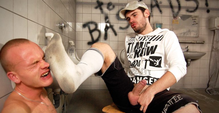 Spritzz in Cocks, Socks, Sneaks